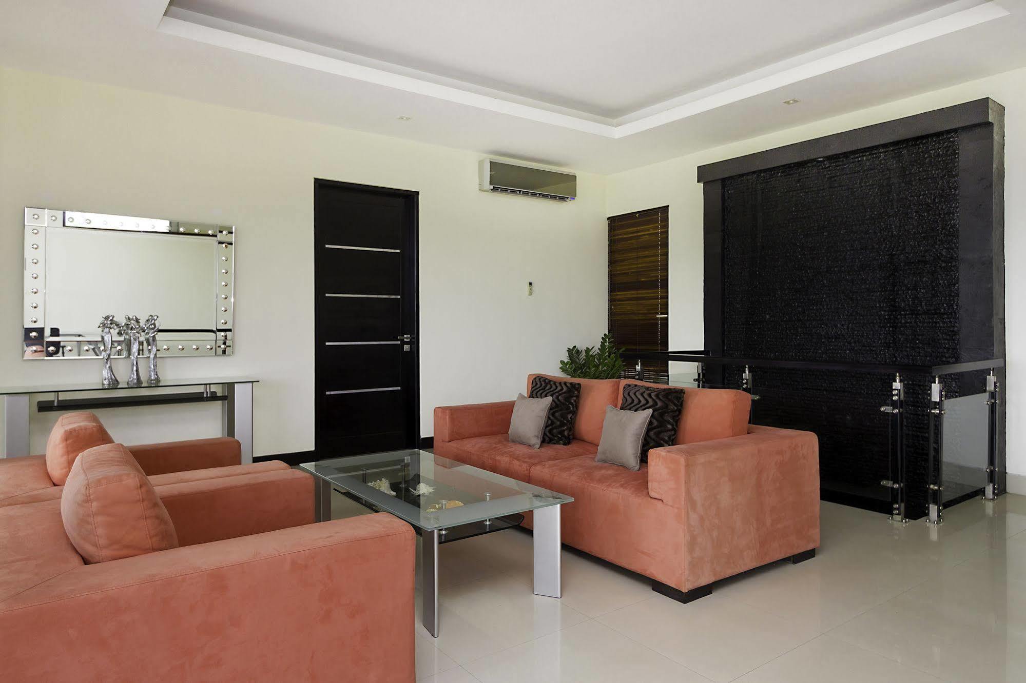 Villa Cascade Семиняк Екстериор снимка